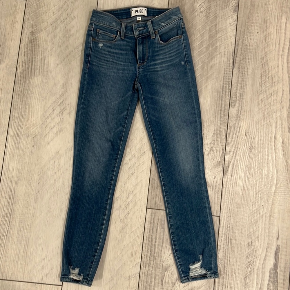 Paige Skyline Skinny Crop